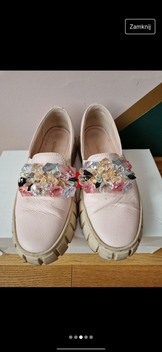 Buty oleksy z wysoką podeszwą