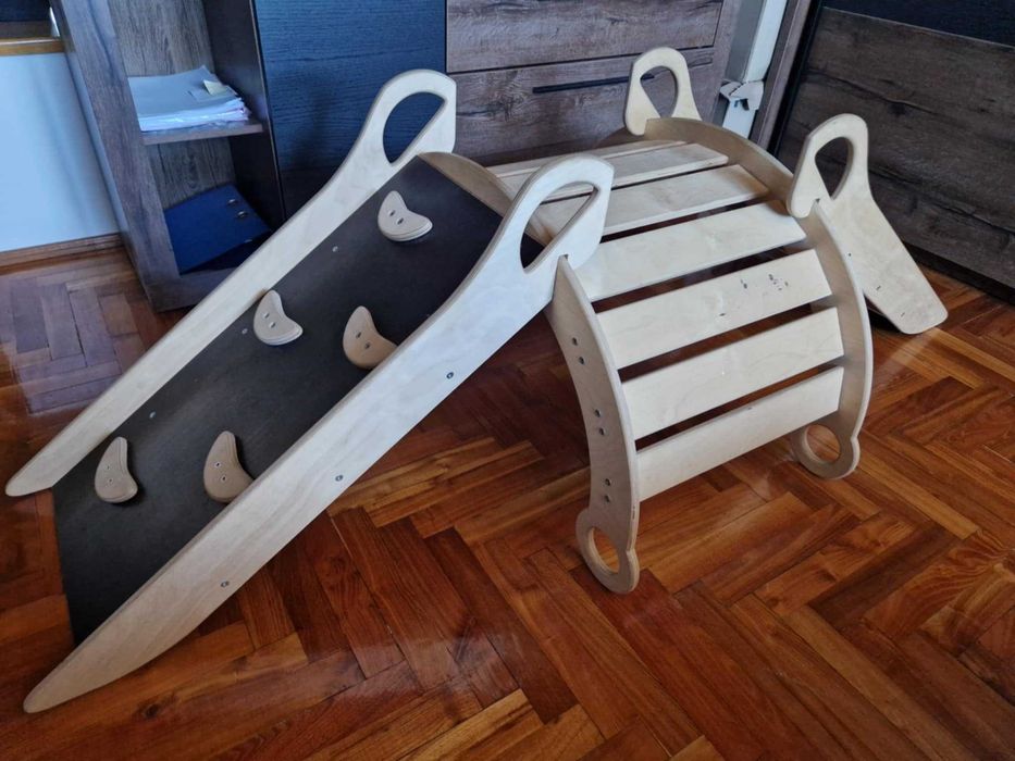 Montesorri kołyska zjeżdżalnia ścianka wspinaczkowa drewniane drewno