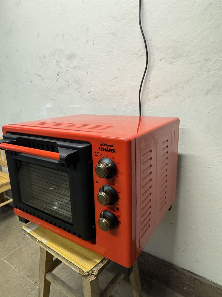 Mały piekarnik retro