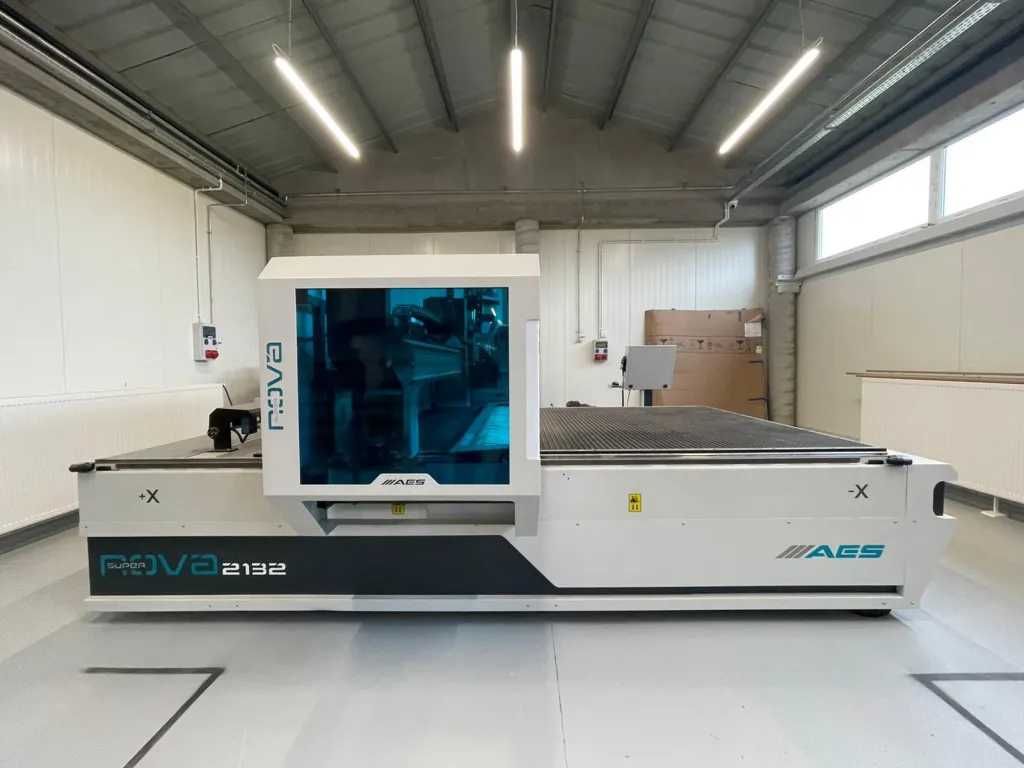 Frezarka CNC AES Stół roboczy 2100x3200 2 pompy Becker używana 2019