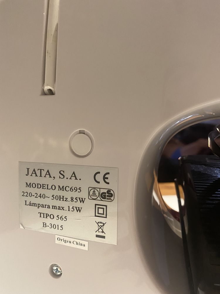 Maquina costura jata