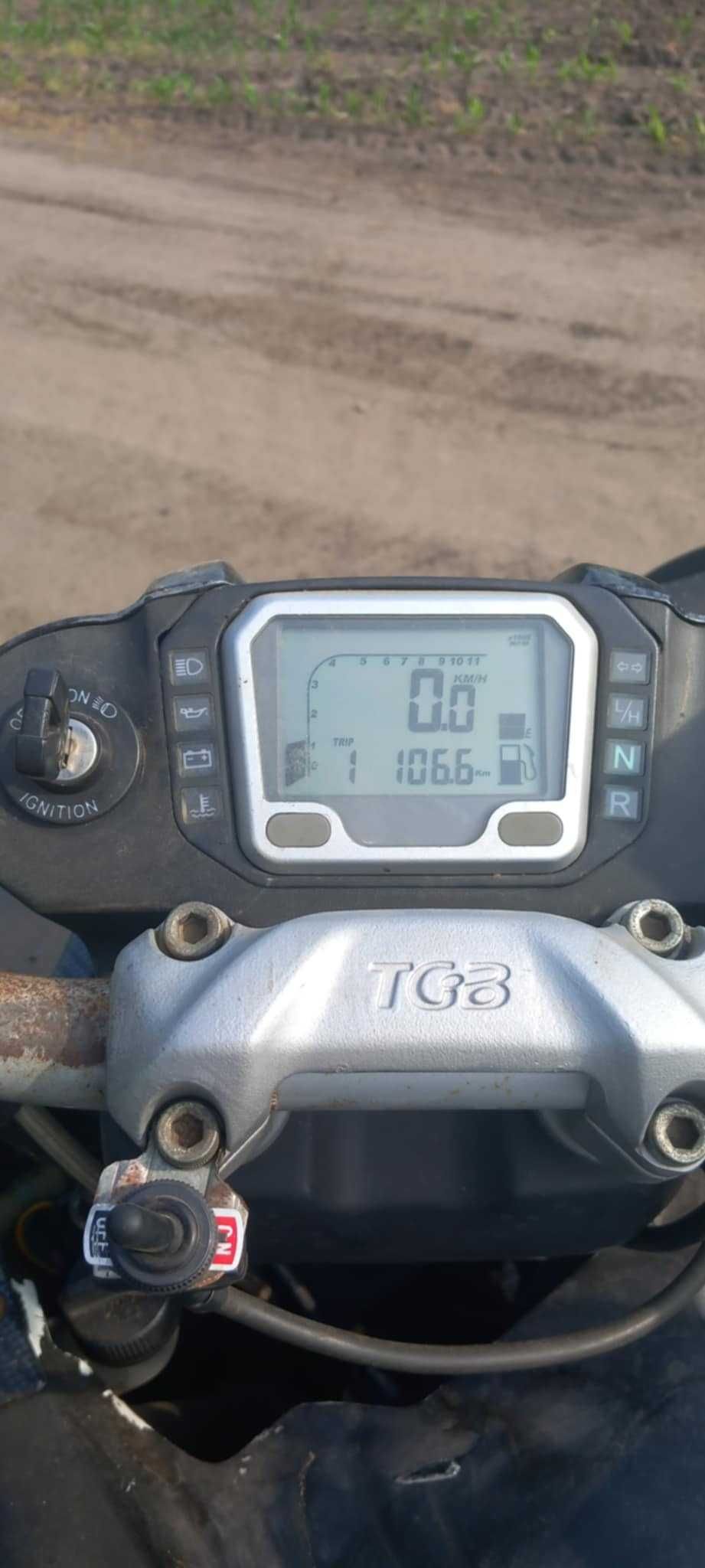 Quad szosowy  TGB target