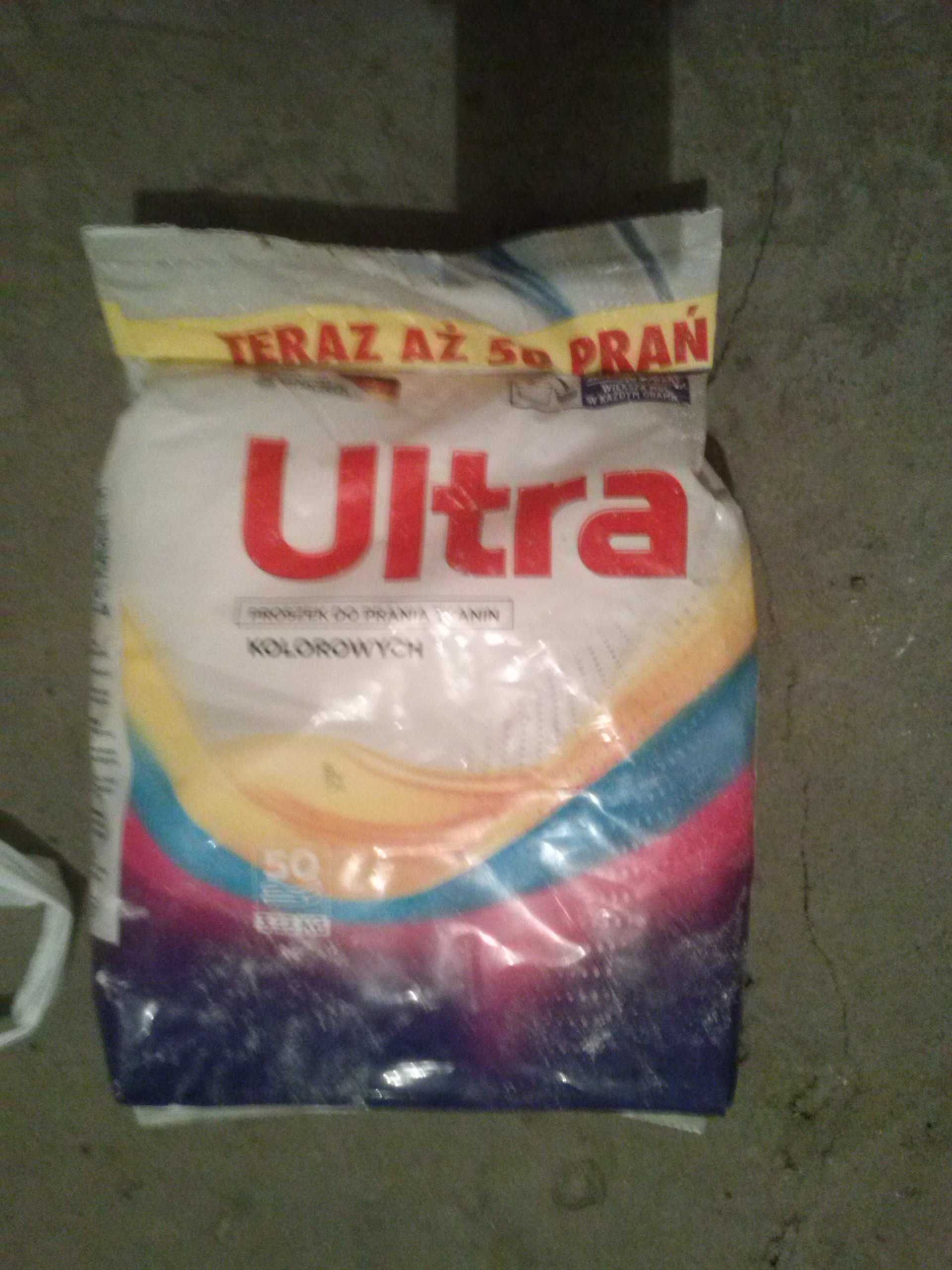 Proszek do prania Ultra kolor, 3,25 kg, 50 prań, 20 zł.