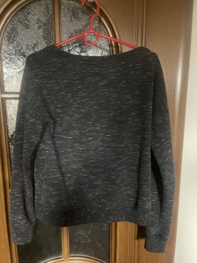 Bluza sportowa z napisami