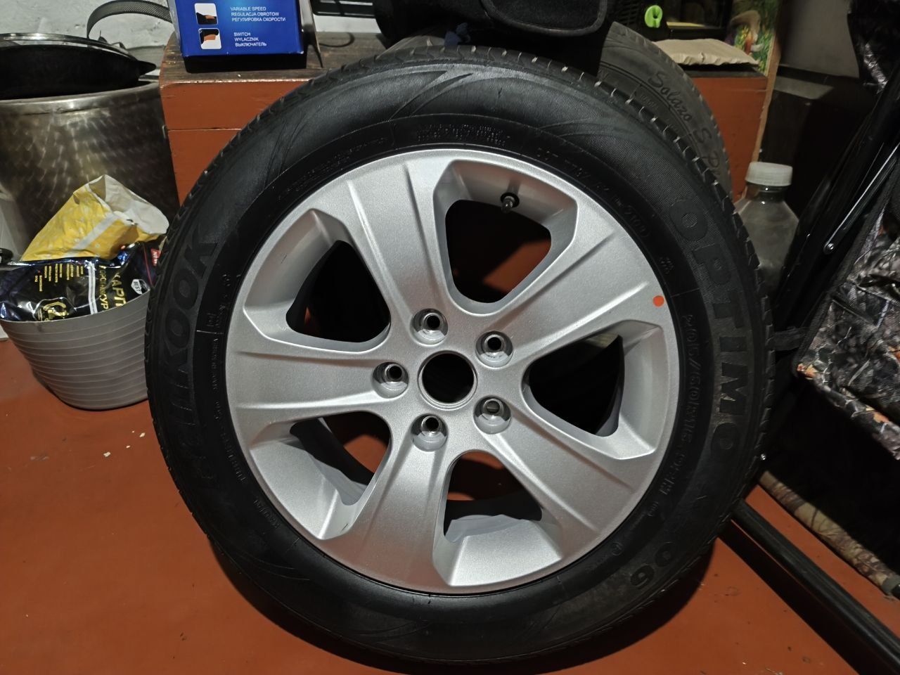 Продам запаску,костиль,таблетку,запасне колесо R16 5 114,3 Kia