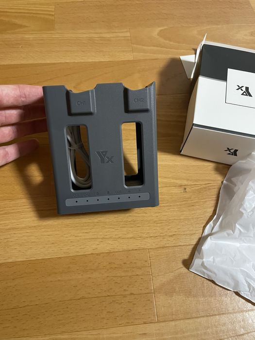 Продам зарядний хаб до mavic 4pro