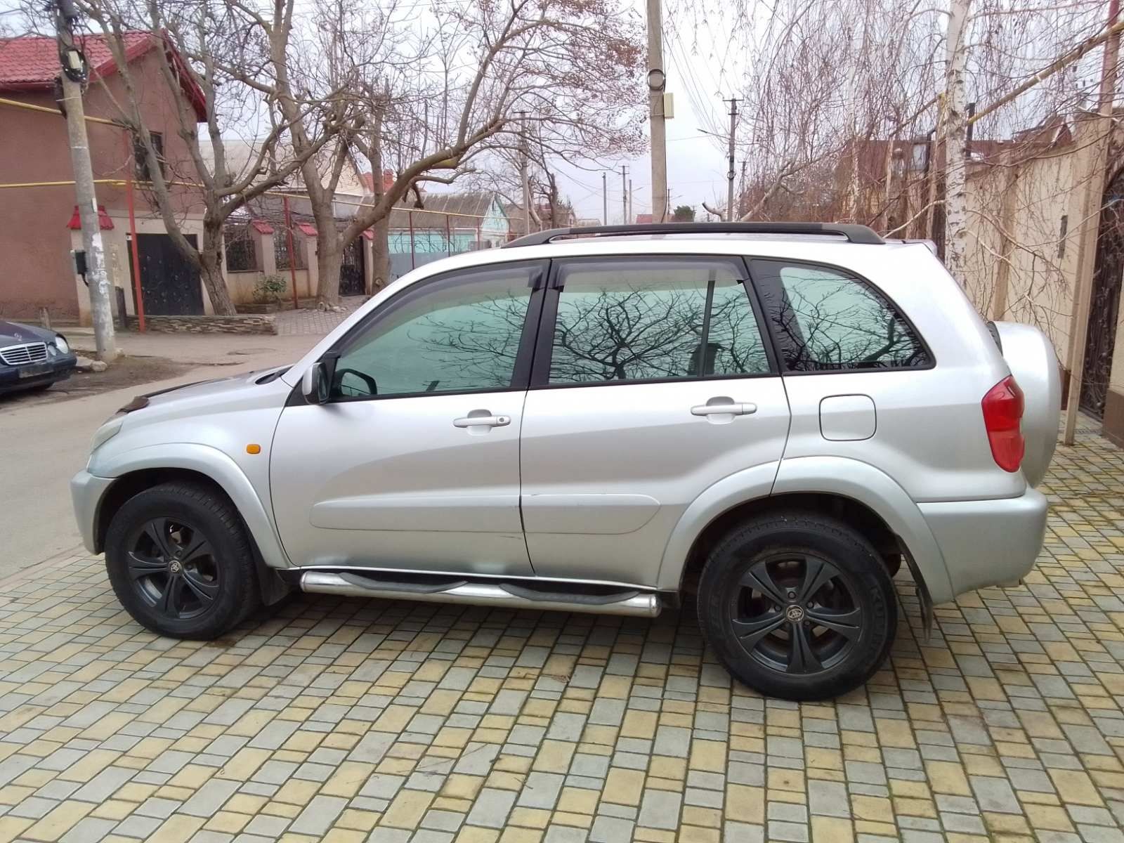 Продам Toyota RAV4 2001 г.