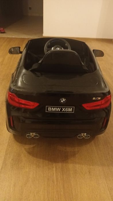 Elektryczne auto BMW X6M