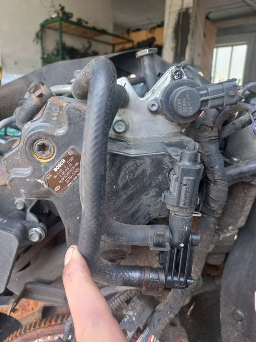 Паливний насос ТНВД Kia Ceed 2.0 CRDi 16V 33100-27400