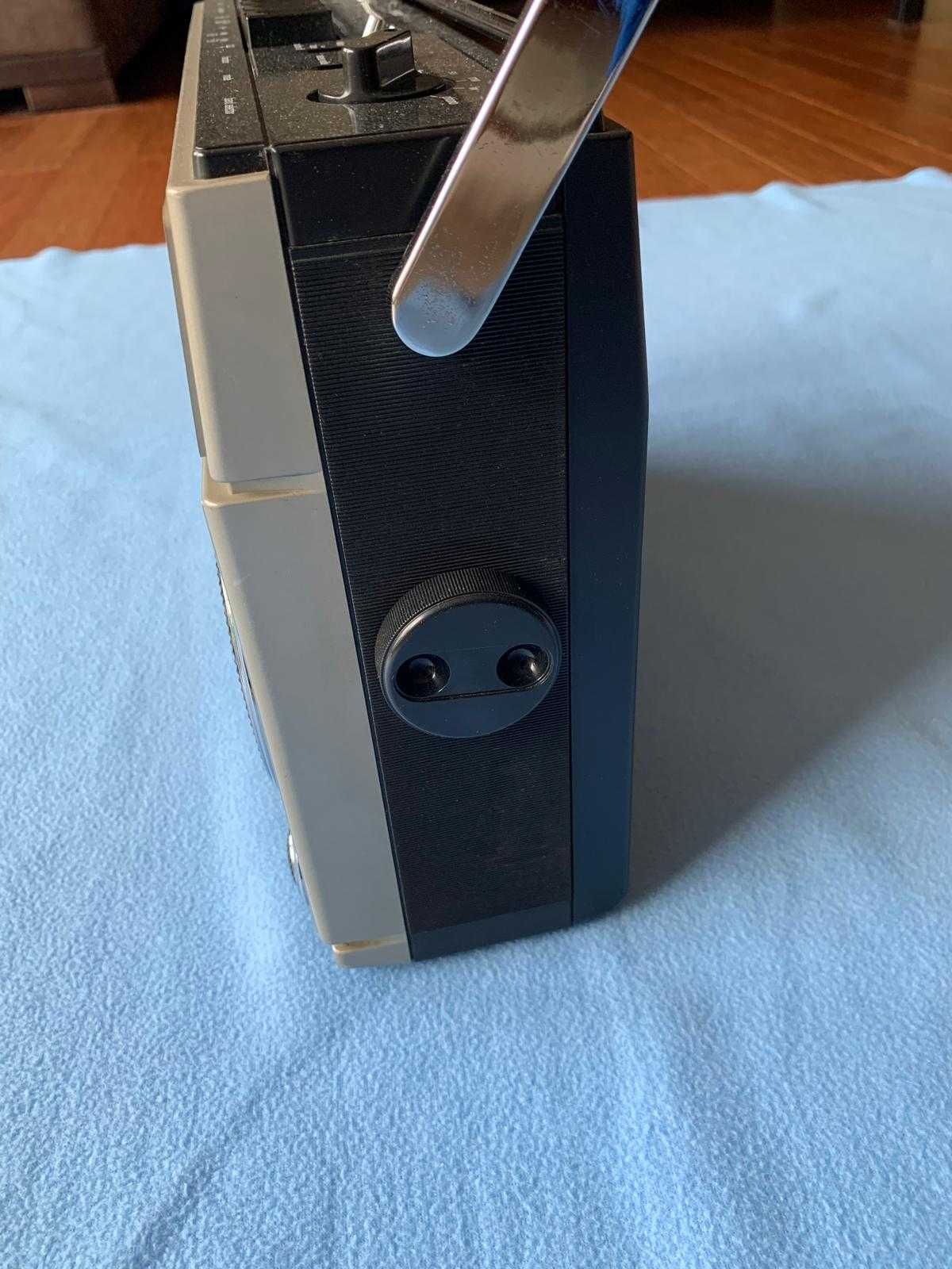 Radiomagnetofon SIEMENS CLUB 723