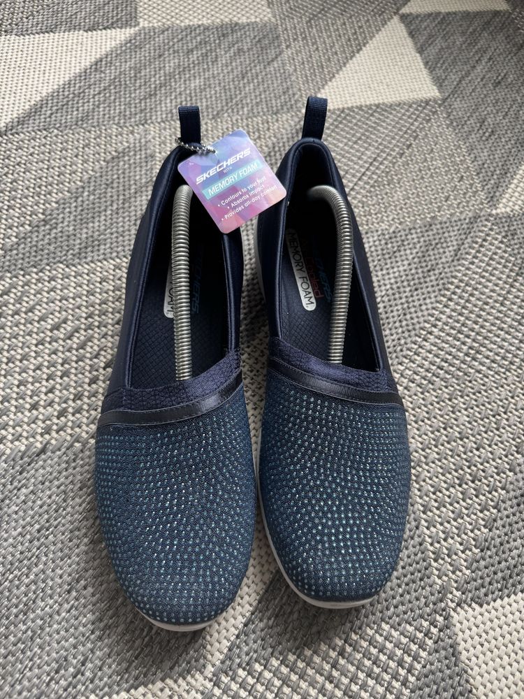 Оригінальні жіночі макасіни Skechers Memory Foam
