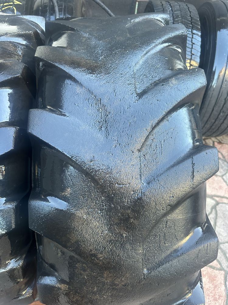 Шини 15.5/80 R24 Mitas Traction TR-01