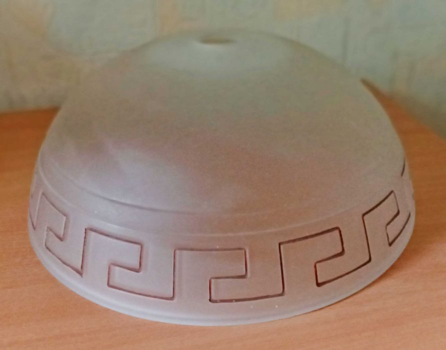 Електротовари: плафон, розетки, вимикачі та ін.