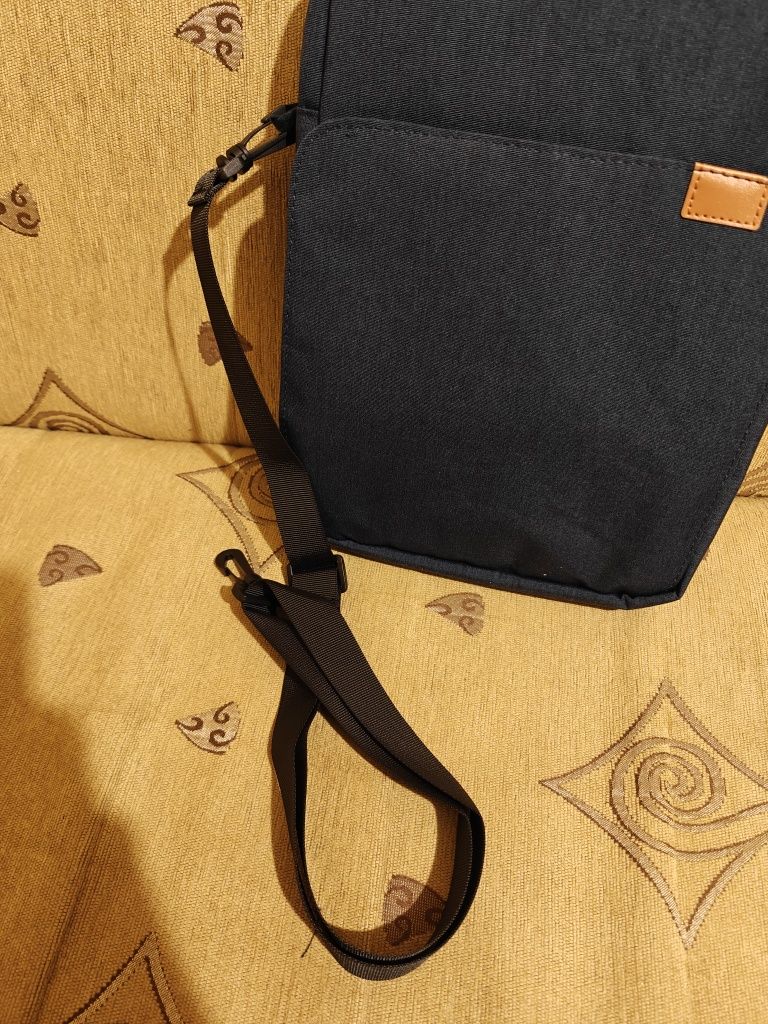 Torba na tablet/laptop do 13.3", solidna, idealna do iPad pro 12.9.