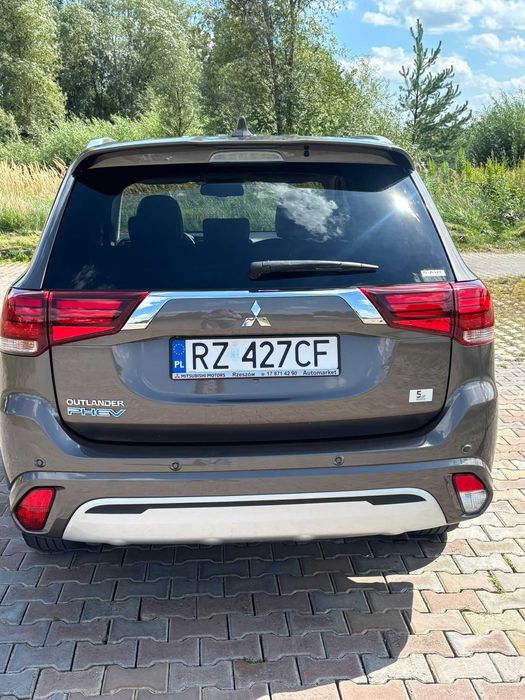 Mitsubishi Outlander III 2.4 PHEV