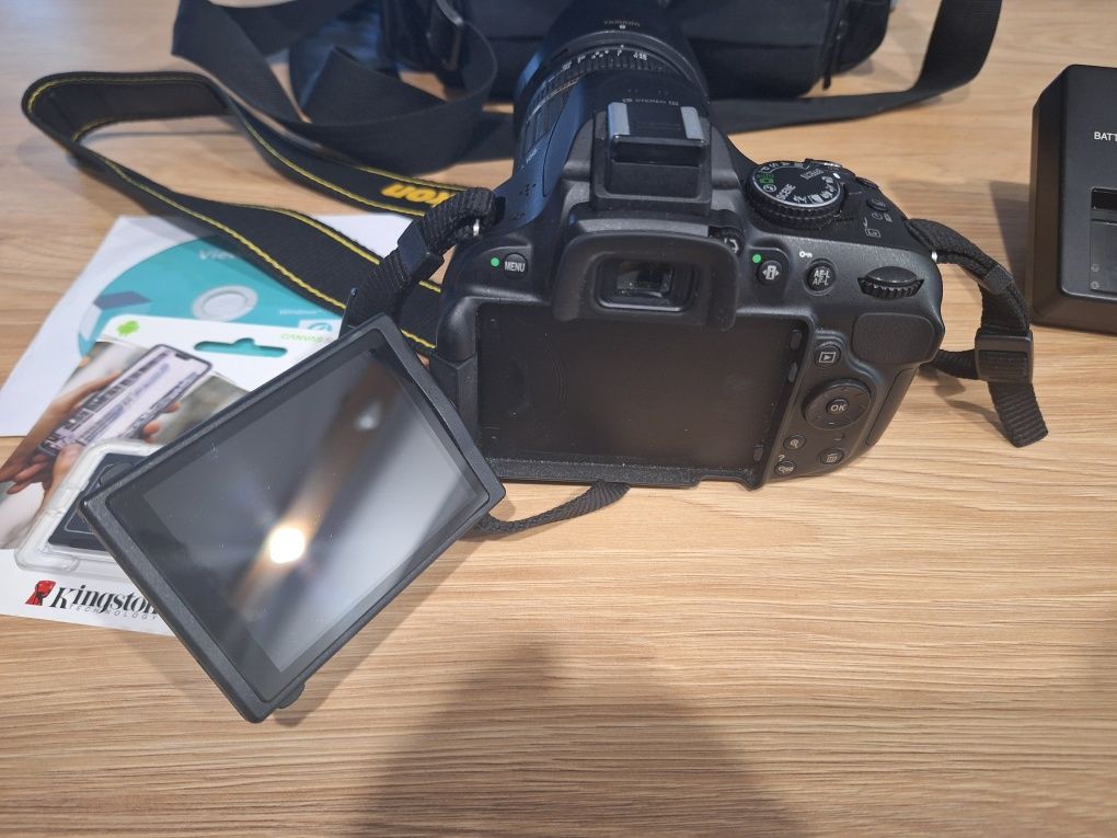 Nikon D5200 + Tamron AF 18-200 - znikomo używany
