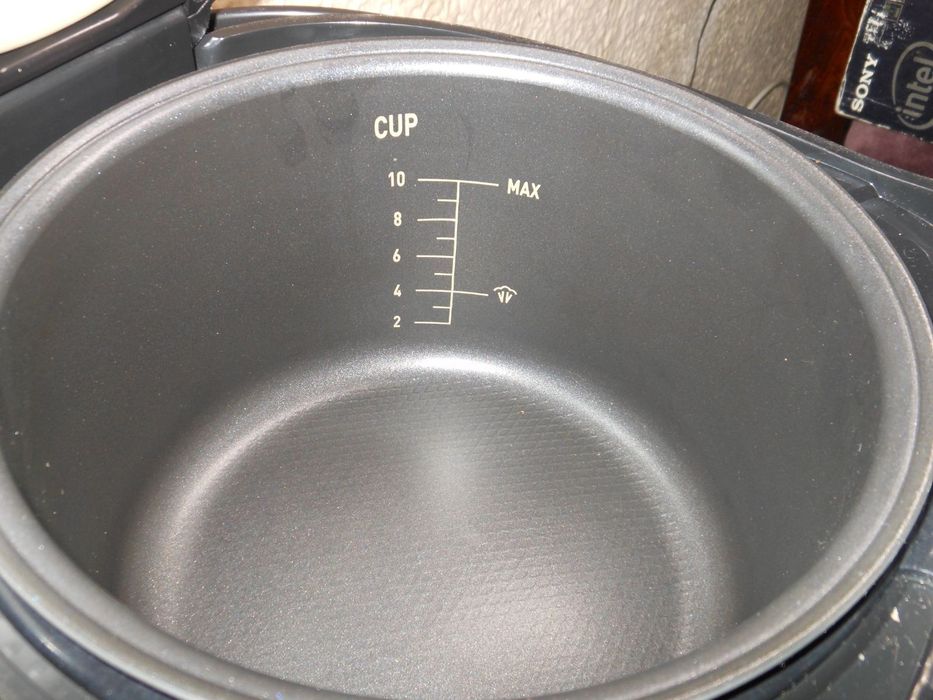 Продам мультиварку MOULINEX ,Франция,750 вт