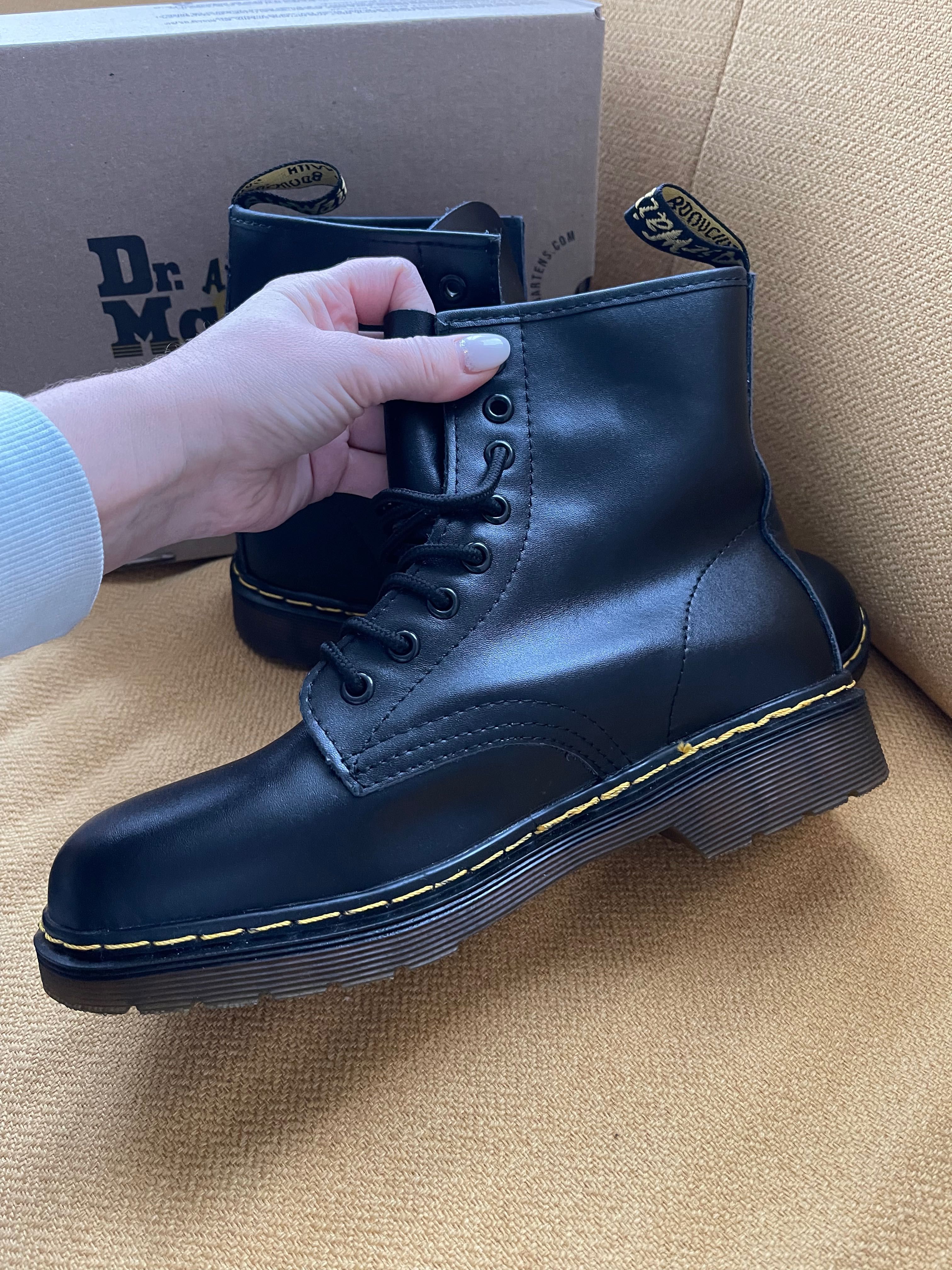 Dr Martens Black DEMO