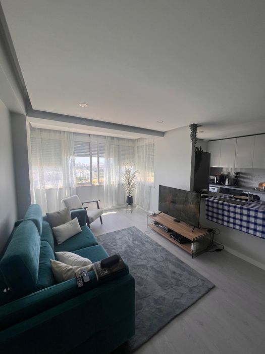 Sofá azul da marca moa concept