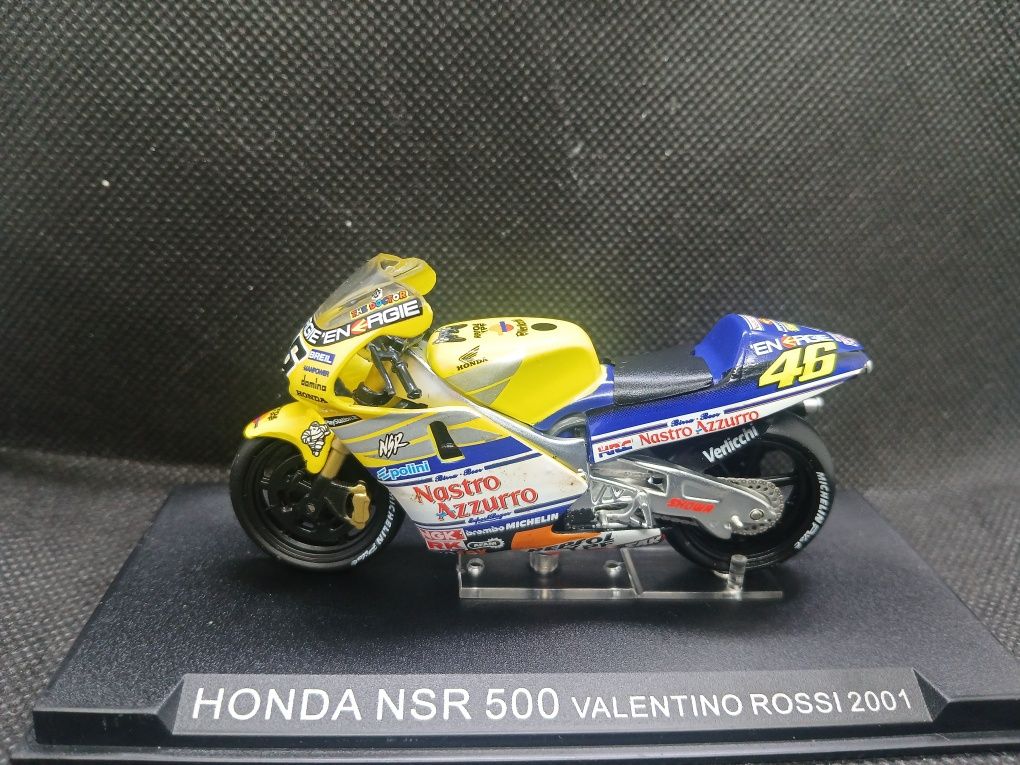 Miniaturas  de Moto GP 1/24 como novas