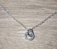 Pandora piękny srebrny naszyjnik z zawieszką pave