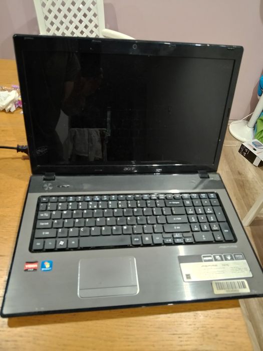 Laptop Acer aspire 7551g