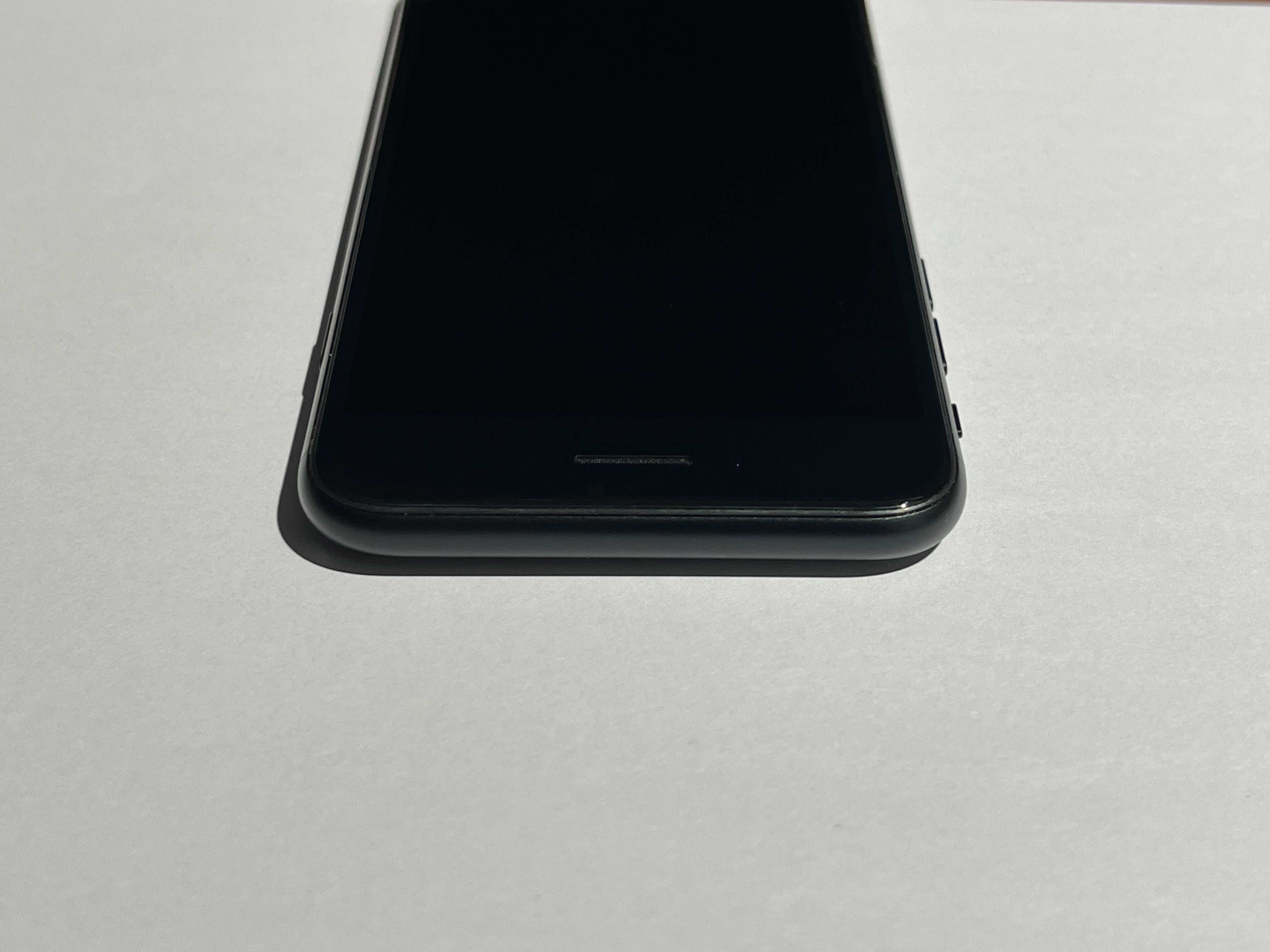 iphone SE3 128 Гб оригінальний айфон