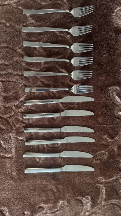 Widelce i noże komplet 12 szuk