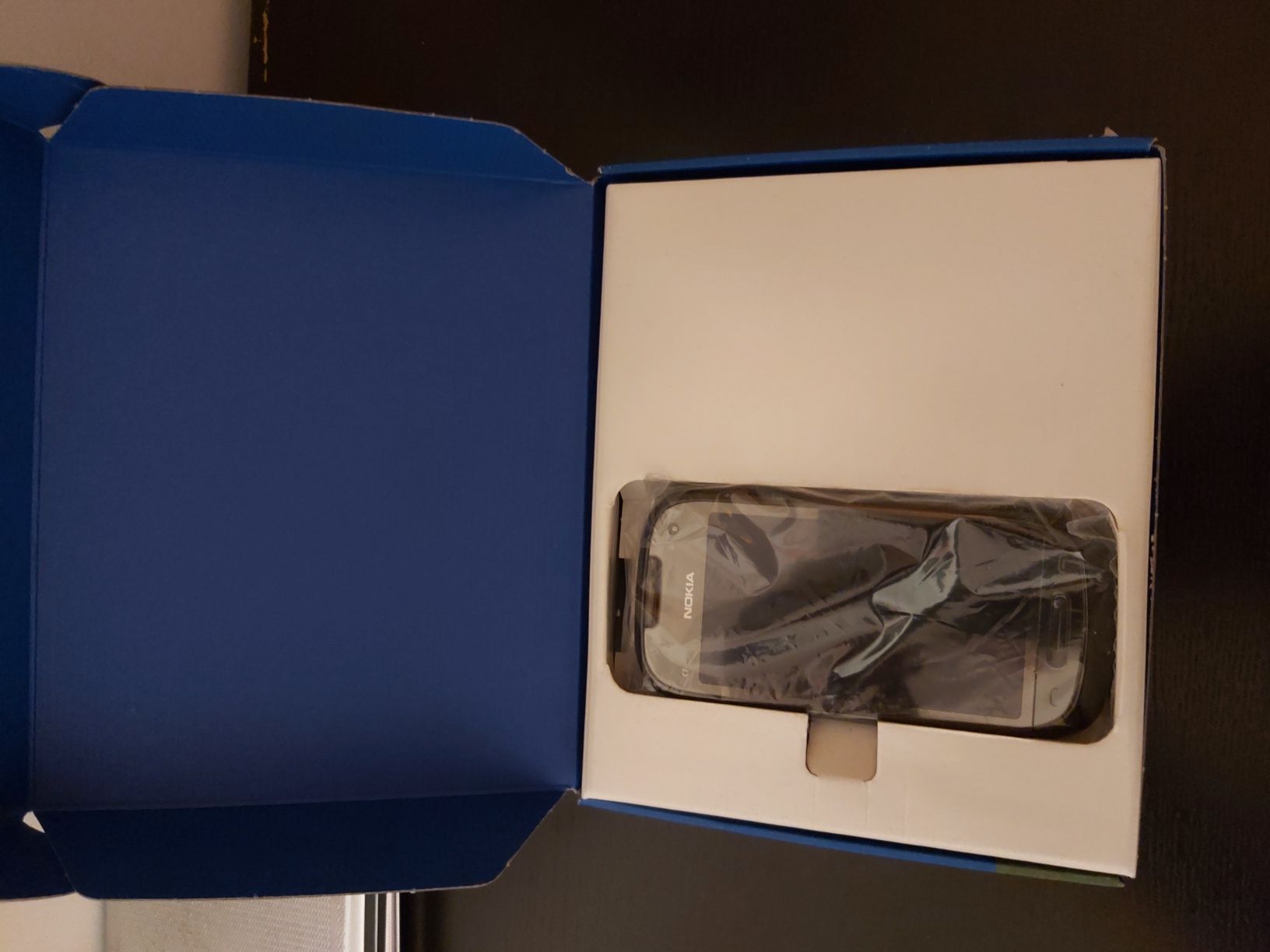 Telemóvel Nokia C-7