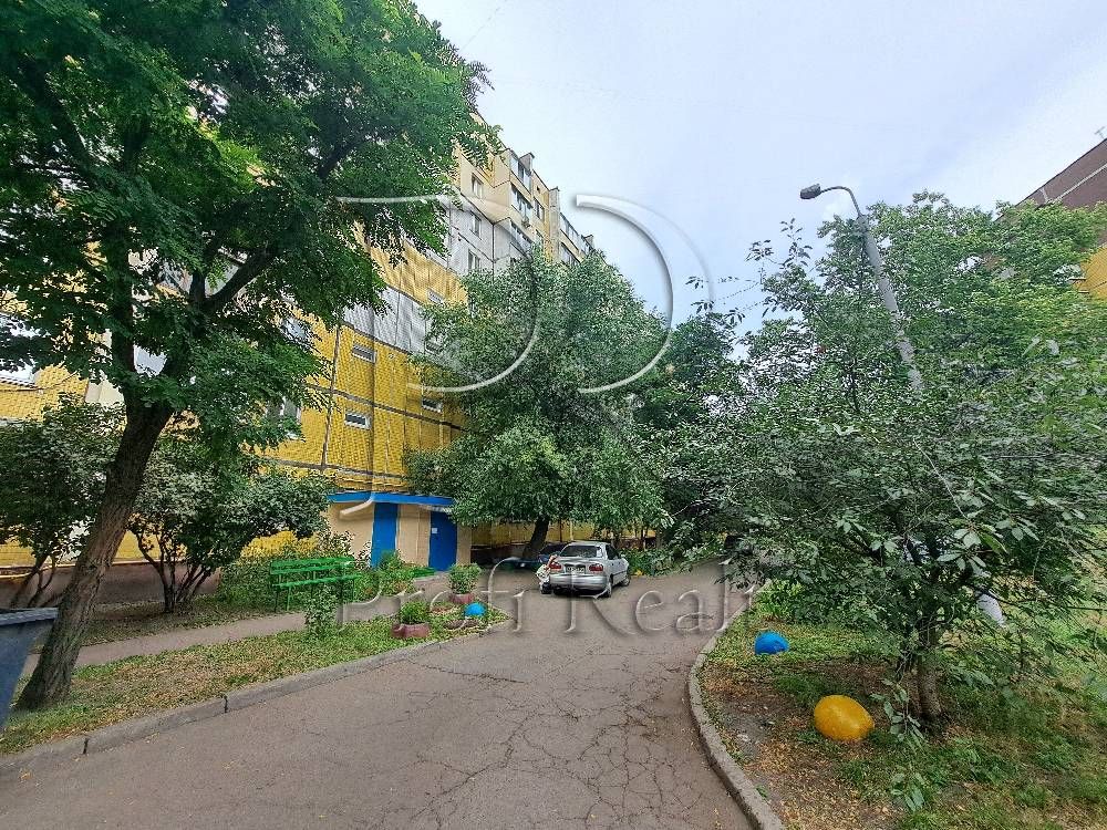 Без %! Продаж 1 кімн. квартири  вулиця Рональда Рейгана 11А