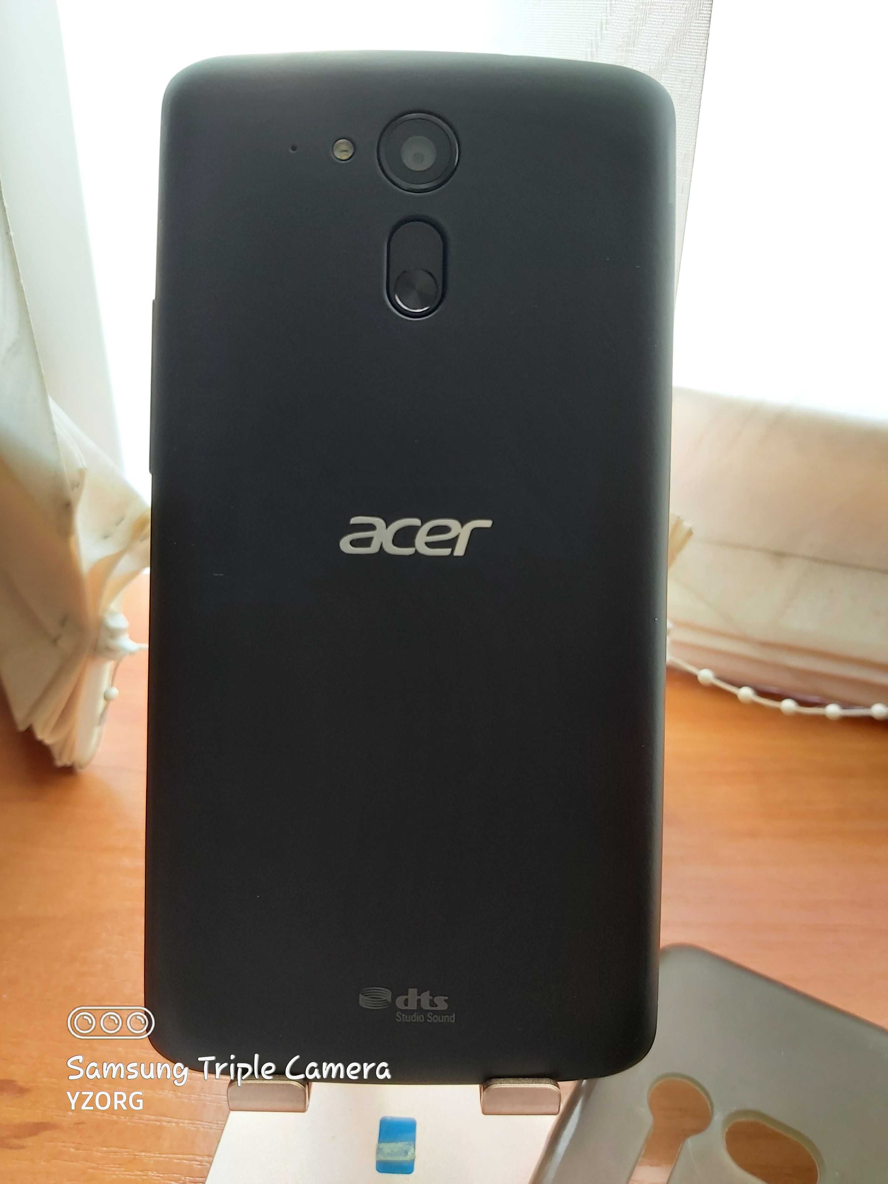 Acer Liquid E700 (3 SIM карты)