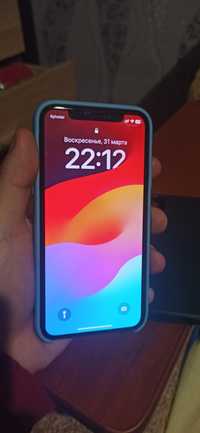 Телефон iPhone 64 гб