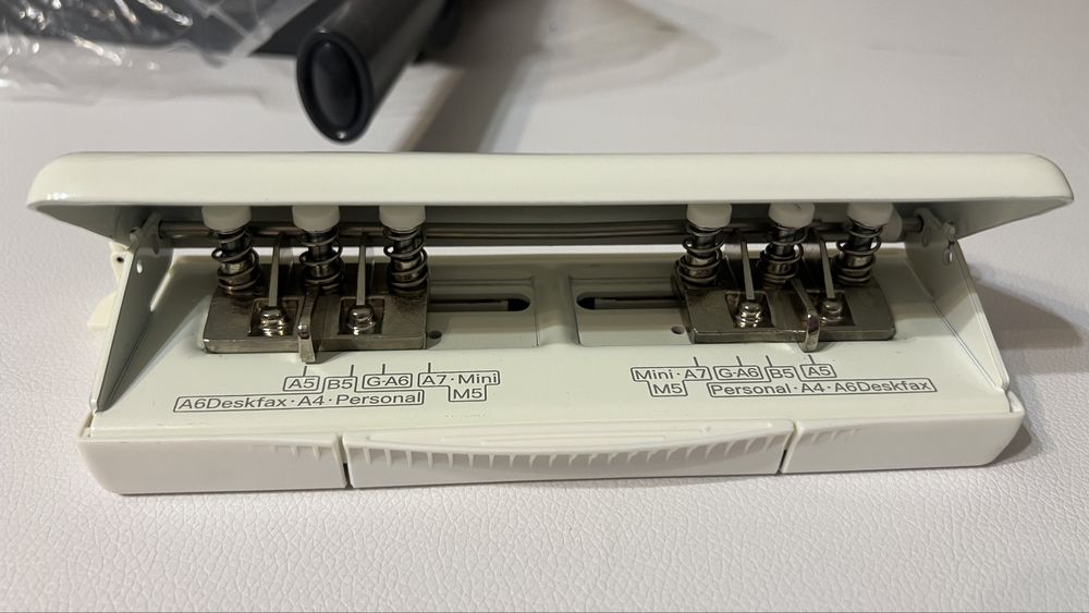 Діркопробивач, дирокол для паперу, 6 отворів,