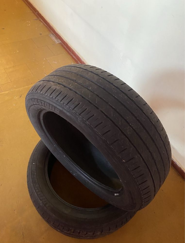 Продам летнюю резину Bridgestone.