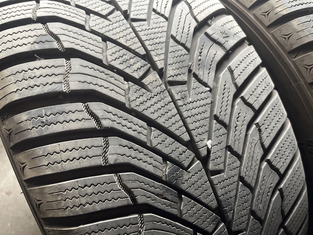 2x 245/40/18 opony zimowe 2023 Kumho WinterCraft WP52 6,5mm 2szt