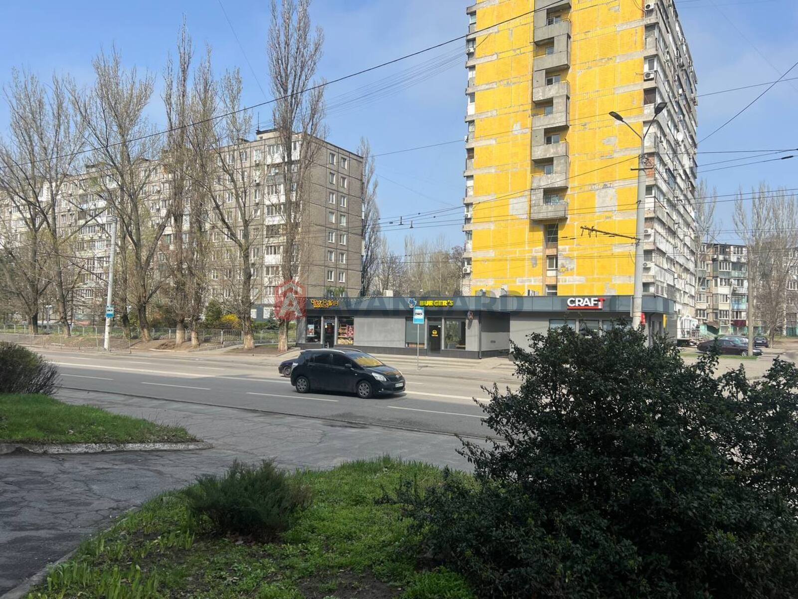 Оренда приміщення 35м2 на Калиновій під торгівлю, сферу полуг