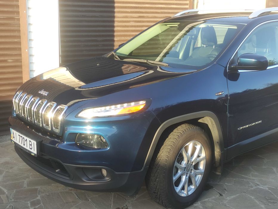 Jeep Cherokee Latitude Plus 2018 4WD