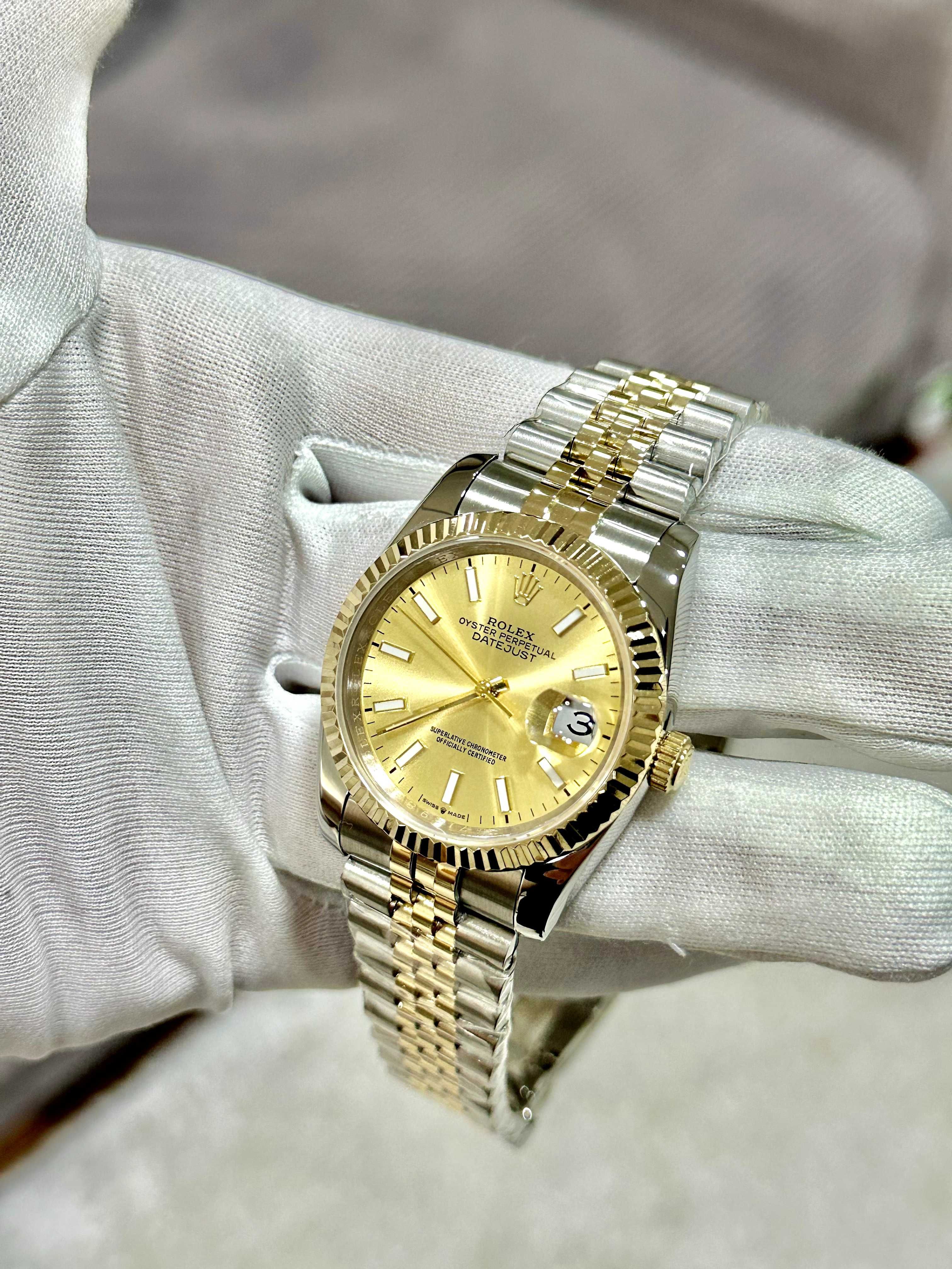 Rolex Datejust 41mm золотий циферблат