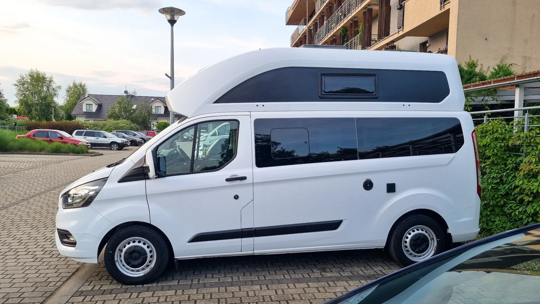 Westfalia Nugget  Ford Nugget Plus Westfalia Tranit Custom