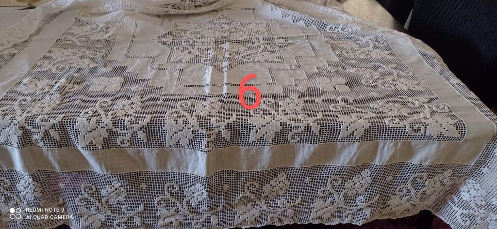 Toalhas de Mesa em crochet e rendadas