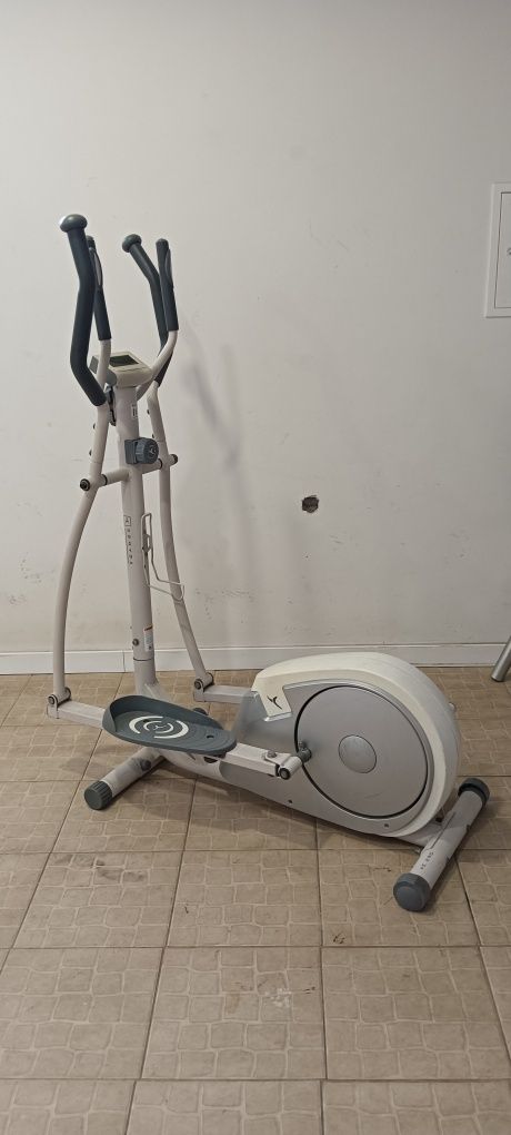 Bicicleta Elíptica – Pouco uso, ótimo estado!