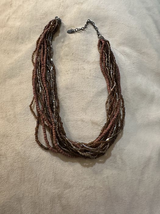Conjunto de dois colares em tons castanho