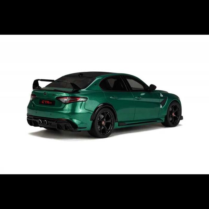 Model Alfa Romeo Giulia GTAm zielony 1:18, otto ottomobile OT989