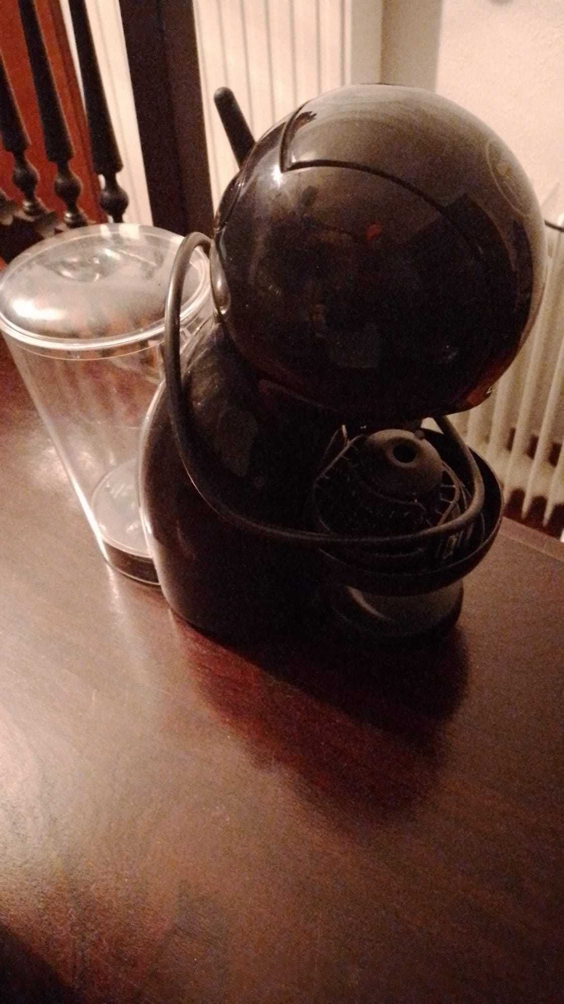 Maquina de café dolce gusto
