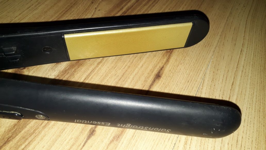 Prostownica Philips SalonStraight Essential