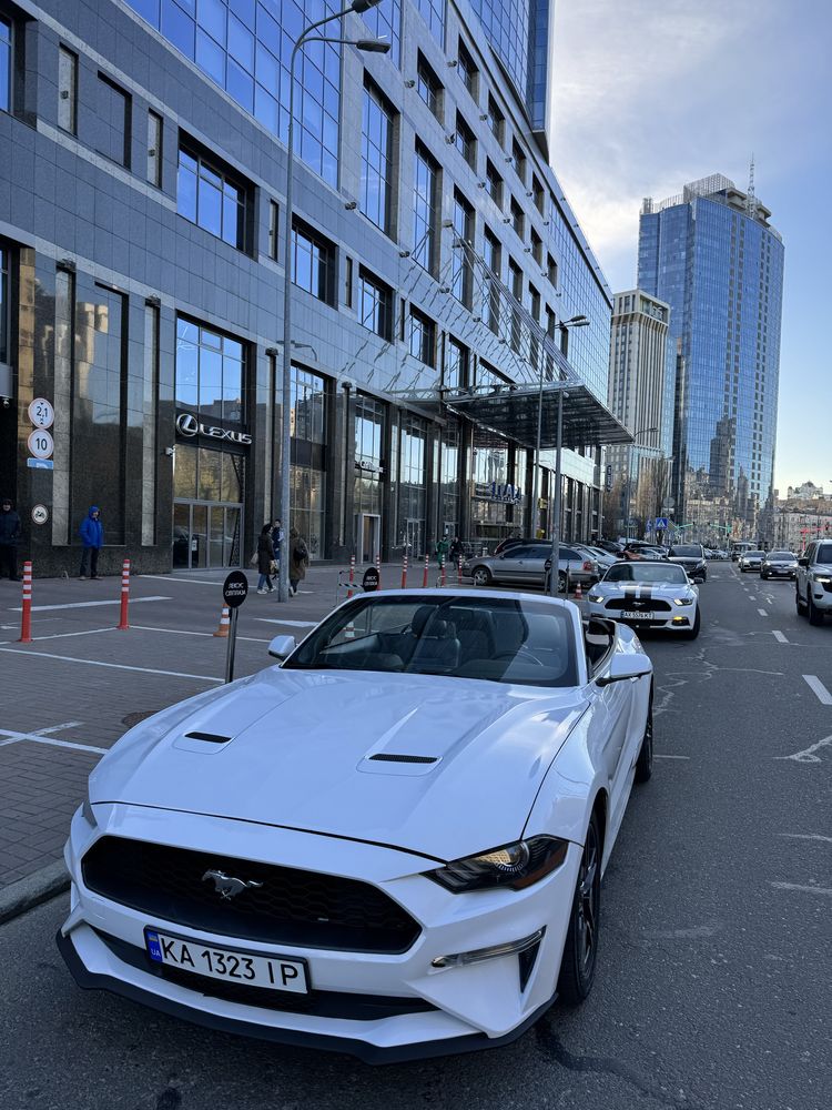 Продам Ford Mustang cabrio