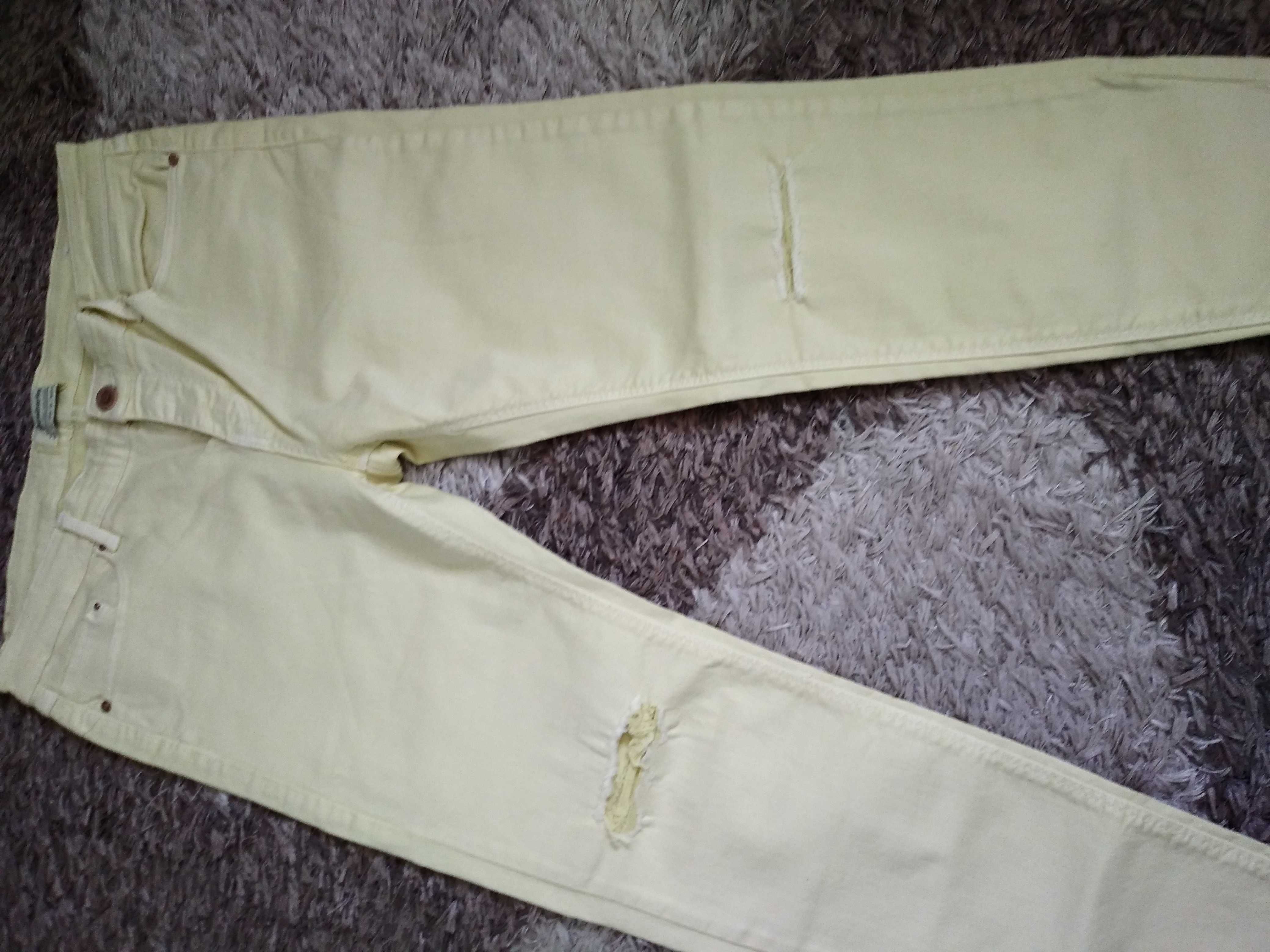 spodnie jeansy z przetarciami XL Stradivarius