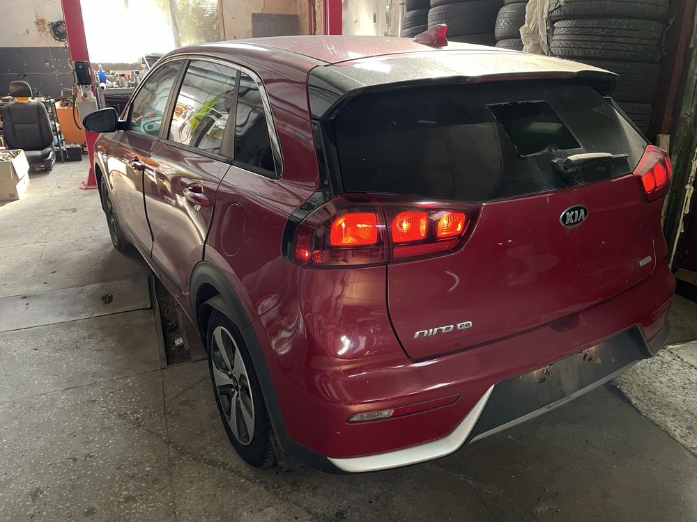 Разборка KIA NIRO фара дверь ляда капот стекло бампер