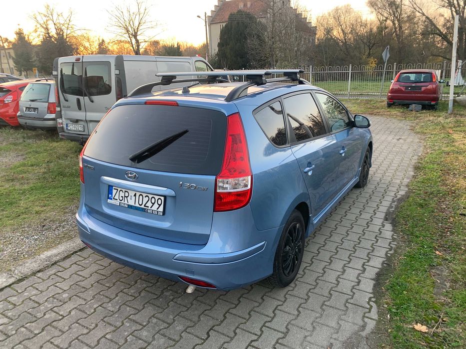 HYUNDAI i30 2011r. // 1.4 / 109 KM // Bezwypadkowy // 1 właściciel //