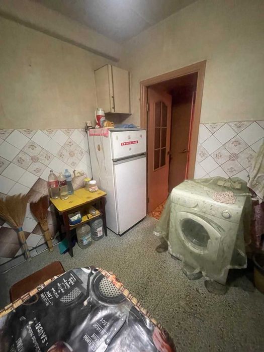 здається кімната,метро Лісова
